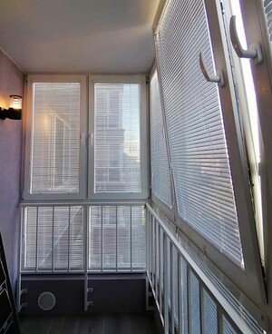 Жалюзи для балкона